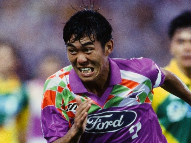 森保一監督、2015年サンフレッチェ広島所属メンバーのサイン入りJリーグ公式球 jambalaya_23tjfs-a-mo3
