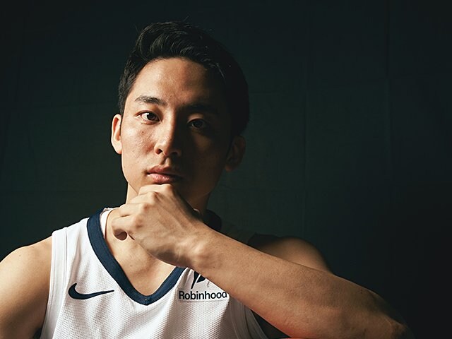 河村勇輝が「渡米後」初ダブルダブル！ 24時間で3試合にベンチ