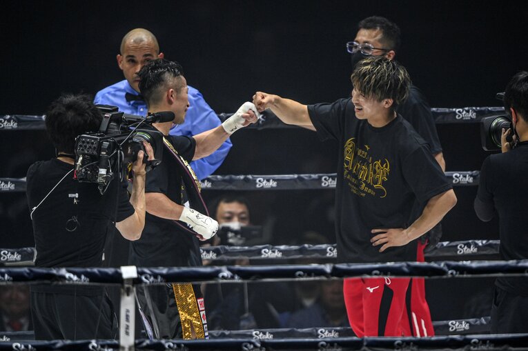 WBA世界バンタム級王座決定戦に臨む弟・拓真のセコンドについた井上尚弥（2023年4月）　©︎Takuya Sugiyama