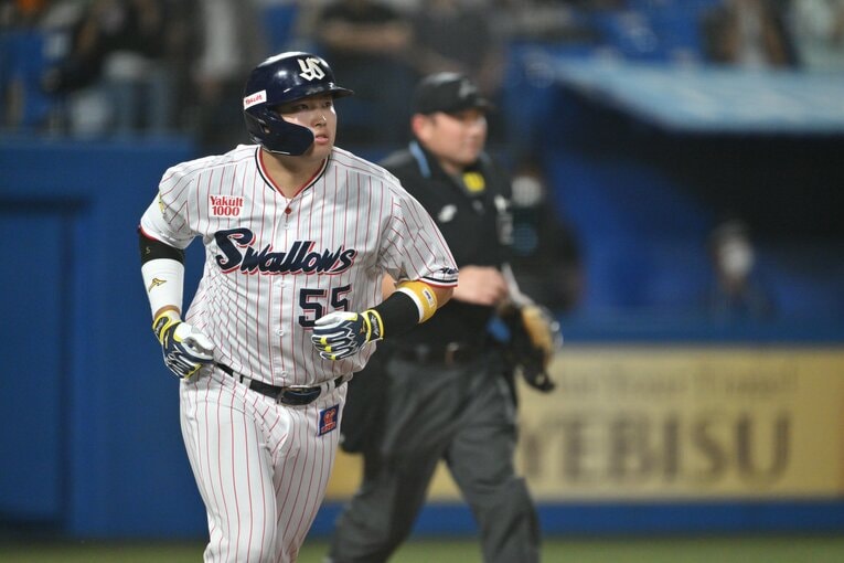 バースの記録に並ぶ54号本塁打の瞬間　©︎Hideki Sugiyama