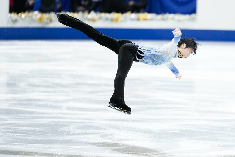 2021-2022シーズンのショートプログラム『序奏とロンド・カプリチオーソ』　©Asami Enomoto