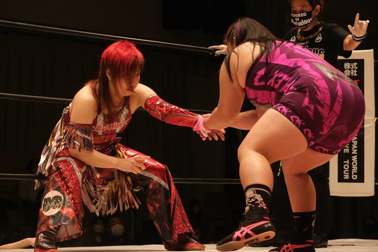 彩羽匠「見とけよ、スターダム」 マーベラスと仙女、“女子プロレスの本流”を継承する者は？ 長与千種も賞賛した“最高の試合”(17)