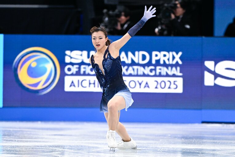 まさかの5位スタートとなったGPファイナルの坂本花織、SPの演技【スワイプするとそのほかの写真もご覧になれます】　©Asami Enomoto