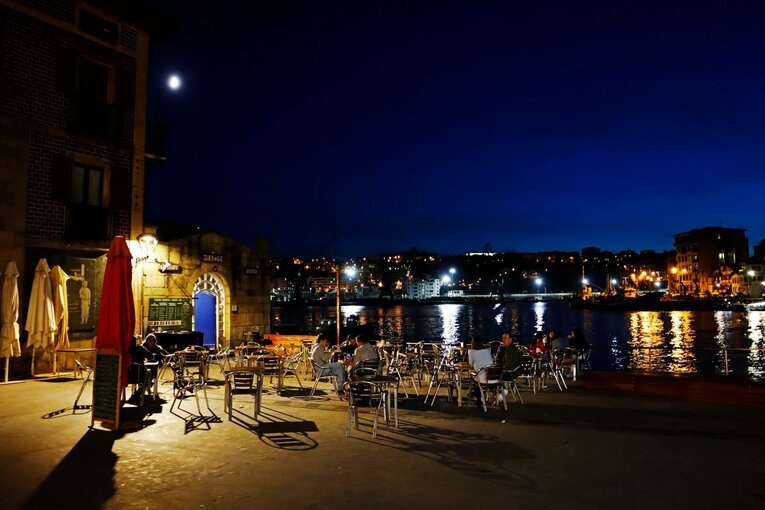 久保建英22歳“右サイド無双”はソシエダの拠り所「このゴールはタケのだ」指差し感謝のブライス…“動画に映らない”鮮烈MOMとバスクの風景(19)