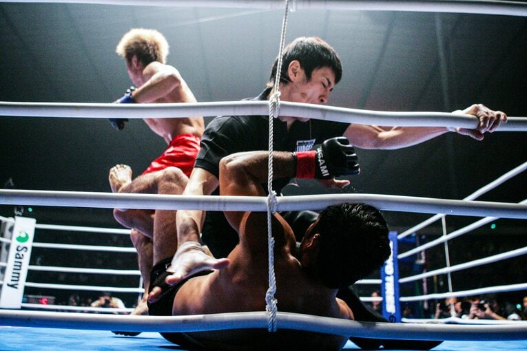 【アンケート5位】所英男vs.アレッシャンドリ・フランカ・ノゲイラ（2005年）©Susumu Nagao