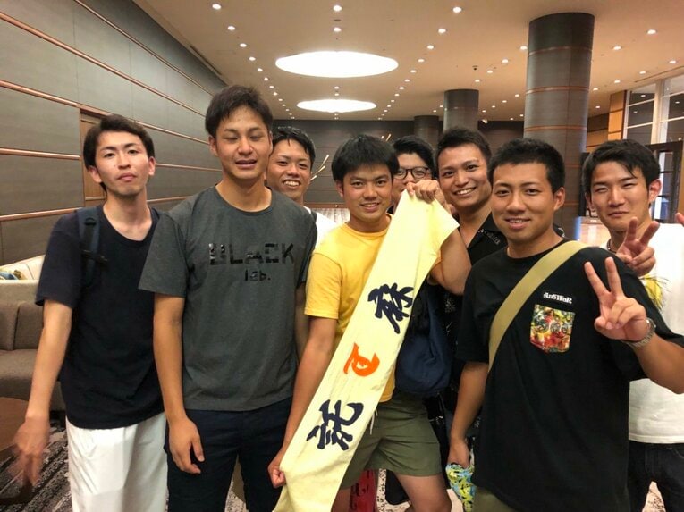 大竹耕太郎の登板試合、応援に駆けつけた託麻中の同級生たち　　写真：林竜也さん提供