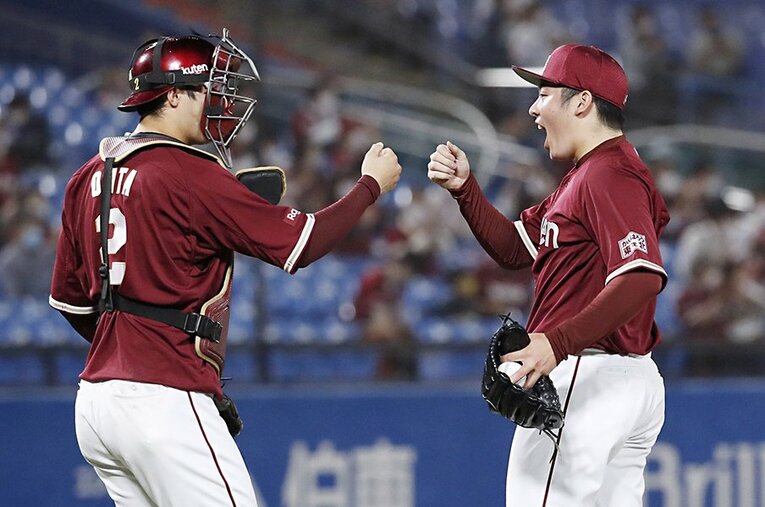 楽天の松井裕樹は17Sにとどまらず、ここまで7回もチームを引き分けに導いている。ではセ・リーグで最も多いのは誰？ ／ photograph by Kyodo News