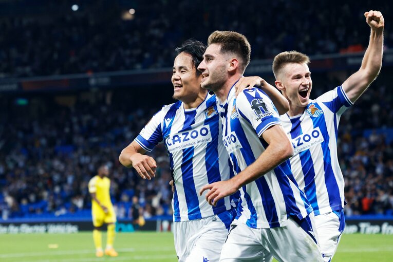 “クボコールに応えるヘディングアシスト”だけでない久保建英の強み 「自信に満ちる右サイドでの落ち着き」をELで撮った(40)