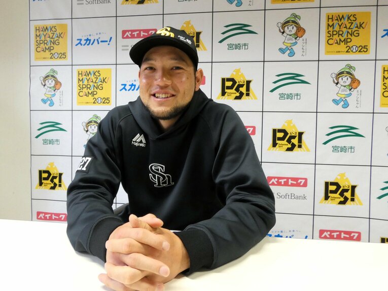 インタビューに応じた菊池拓斗（R&Dグループスキルコーチ） ©Kotaro Tajiri