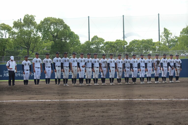 春季大会での金光大阪ナイン　©Fumi Sawai