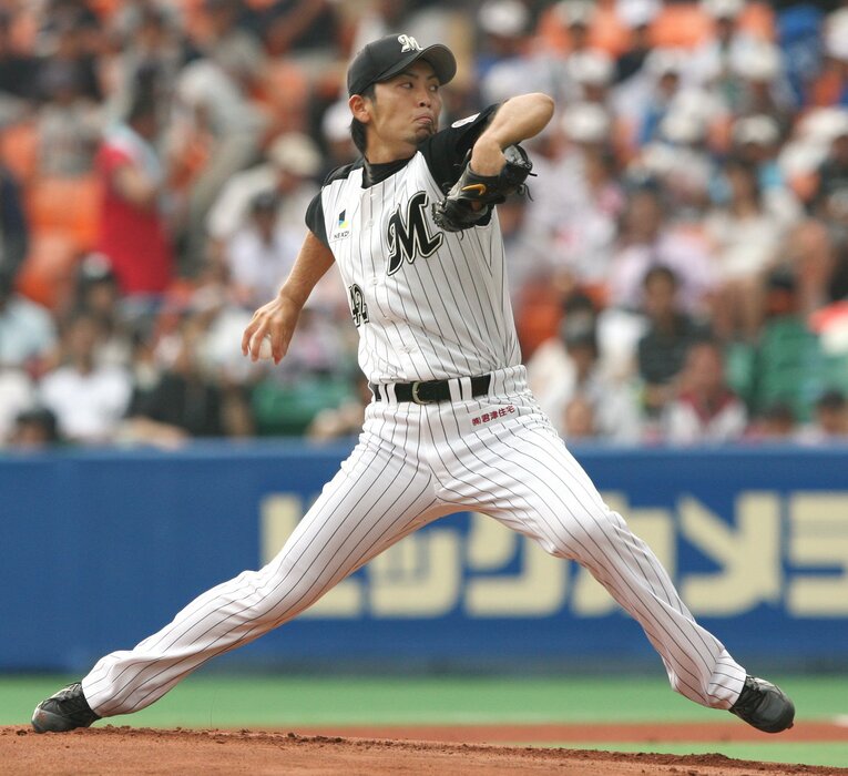 ロッテ時代の香月良仁　©︎JIJI PRESS