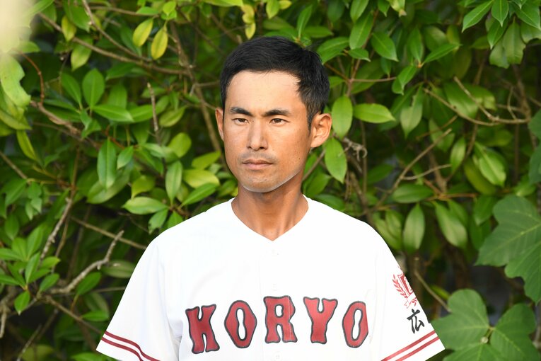 中井哲之前監督に代わって指揮を執るこことなった松本健吾新監督、34歳 ©Kota Inoue