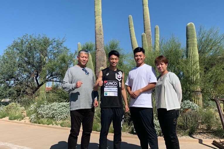 中谷を支えてきた家族（両親と兄）と　©本人提供