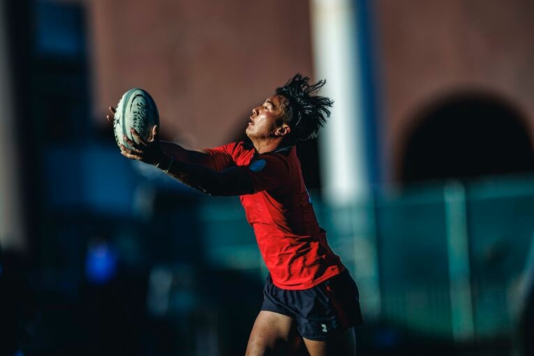 早大との決勝戦でトライを決めた日隈　©Kiichi Matsumoto