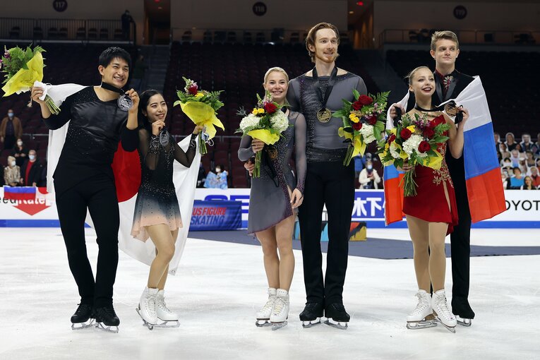 「隣にパートナーがいるから大丈夫」ジャンプで転倒…大舞台のピンチで三浦・木原ペアを支えた信頼関係〈スケートアメリカ銀〉(7)