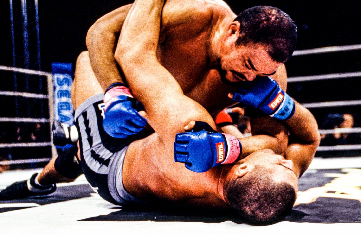 立ち技の猛者であるジェロム・レ・バンナから大金星をあげた安田忠夫。「転落人生からの復活」というストーリーが話題を呼んだ