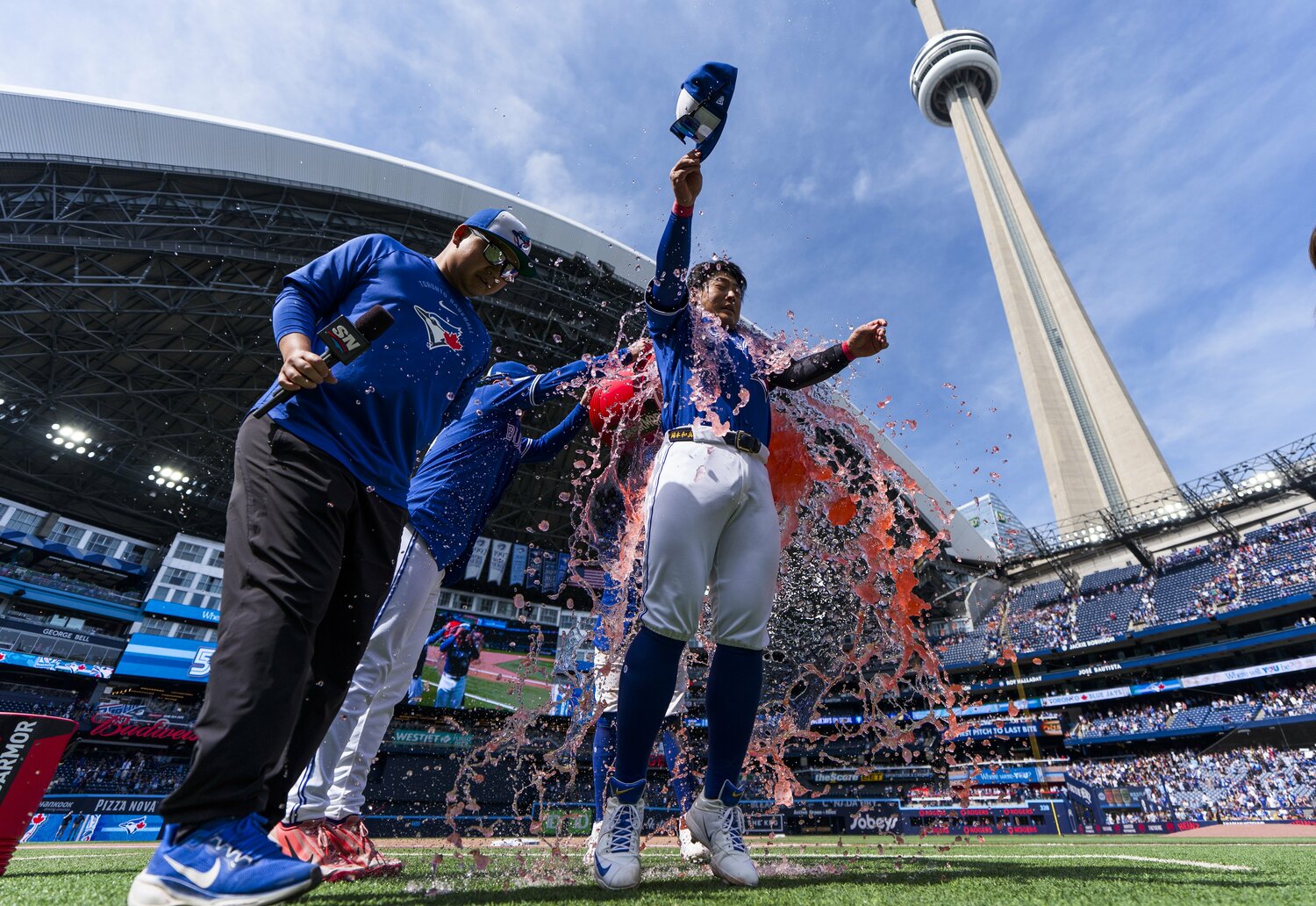 果たして岡本と同僚となる日は来るか ©Getty Images