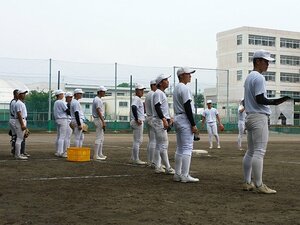 偏差値70、夏の甲子園26回出場でも悩める名門公立校のホンネ「全国優勝しないと認められない」「県内に強い私立が…トップ層の選手は県外進学」
