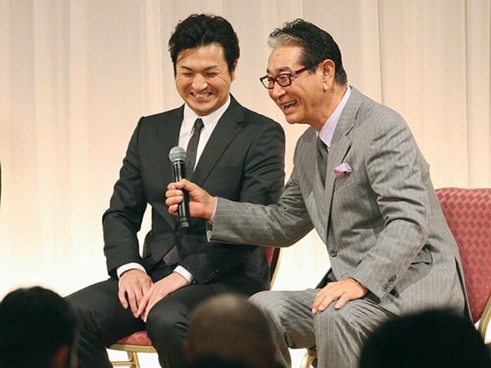 「慕われる監督」では行き詰まる!?高橋由伸よ、絶対権力者を目指せ。<Number Web> photograph by Kyodo News