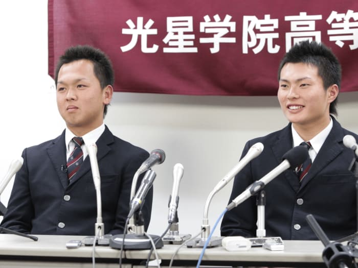 「阪神に行きたくねえな…」幼なじみが“まさかの阪神2位指名”でパニック…高校監督「阪神かホークスが2位、3位指名かもよ」ロッテ・田村龍弘のドラフトウラ話＜Number Web＞ photograph by Sankei Shimbun