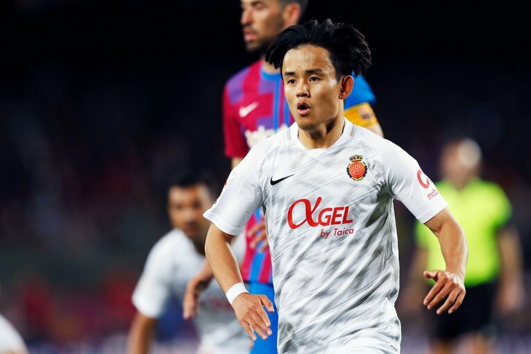 久保建英は「バルサ下部組織の旧友」と何を話したのだろうか… カンプノウで撮った才能の一端と敗戦の悔しさ〈撮影者の視点〉(38)