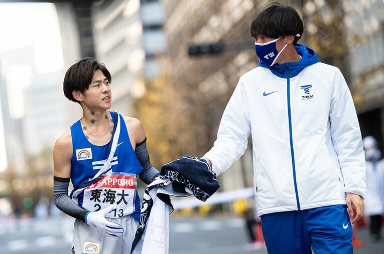 東海大・竹村拓真　塩澤稀夕 ／ photograph by Nanae Suzuki