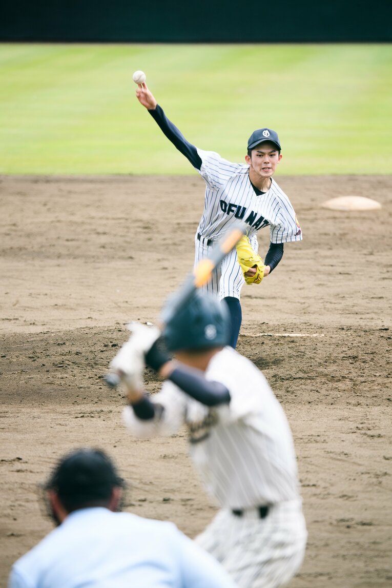 高校時代の佐々木朗希の投球フォーム　©Asami Enomoto