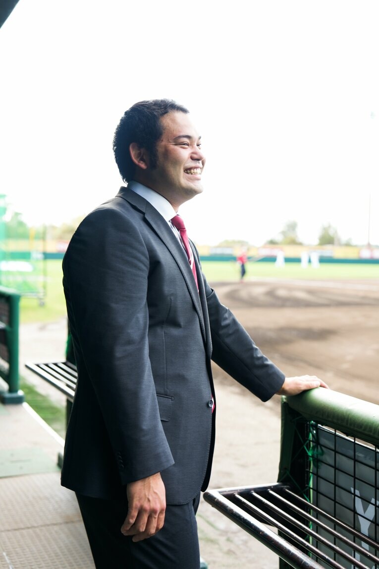 現在の岩見さん。今年から楽天スカウトに（2023年撮影）　©Rakuten Eagles