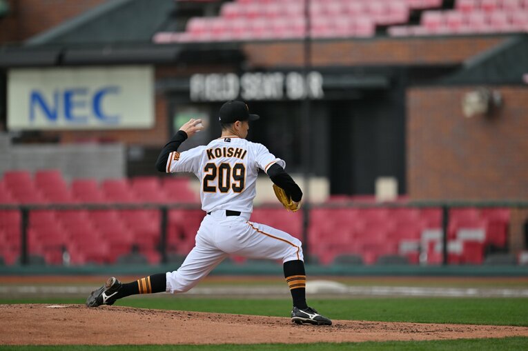 元巨人の「背番号209」小石　©Hideki Sugiyama