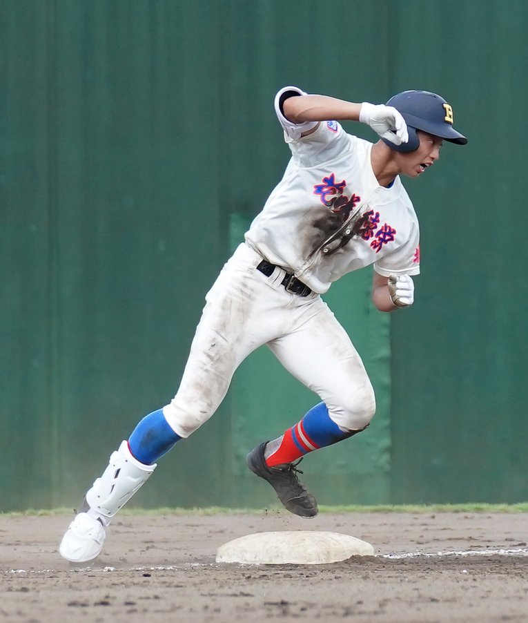ドラフト目玉ベスト3　捕手編（2）花咲徳栄高・味谷大誠（180cm81kg・右投右打）　©Sankei Shimbun