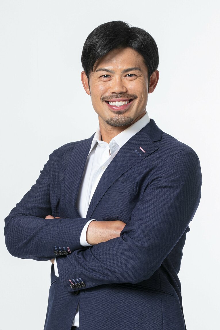 今シーズンから解説者として活躍中の今江さん　©GRAPE COMPANY