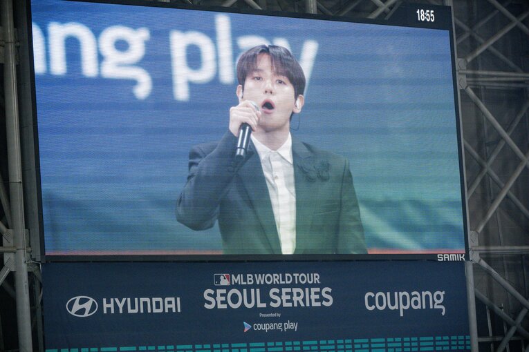 K-POPアイドルが国歌斉唱　©Nanae Suzuki