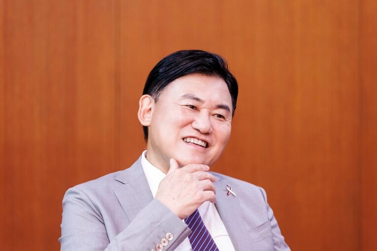 ヴィッセル神戸の三木谷オーナー　©︎Atsushi Hashimoto