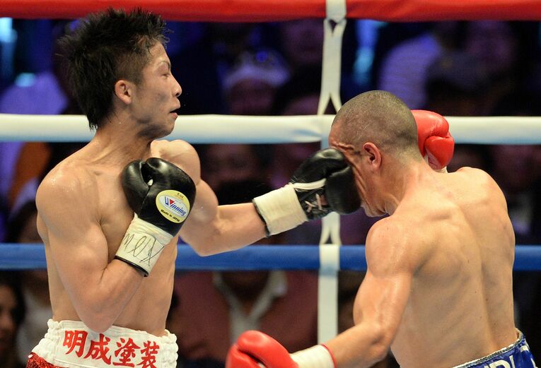 井上尚弥20歳、初の世界王者となったエルナンデス戦　©AFP／JIJI PRESS