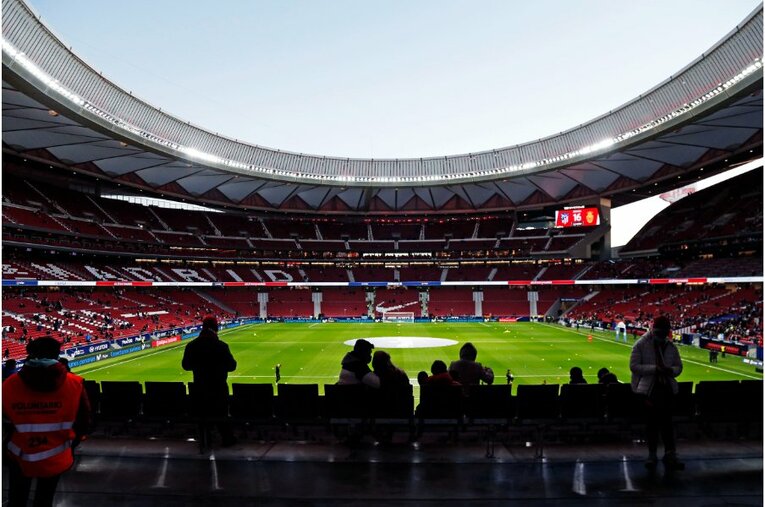 久保建英が“鉄壁アトレティコDF”をミスらせた　今季初ゴール写真に感じる「タケの厄介さ」とは〈撮影者の視点〉(3)