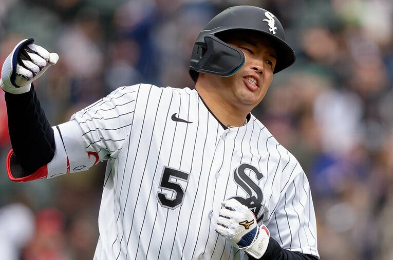 メジャー1年目の序盤戦、ホームランを量産している村上宗隆。シーズン通じてどれだけの数字を残せるか ／ photograph by Matt Dirksen/Getty Images