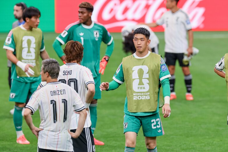 自身の出番はなかったが、チームをサポートし続けた　©Kaoru Watanabe/JMPA