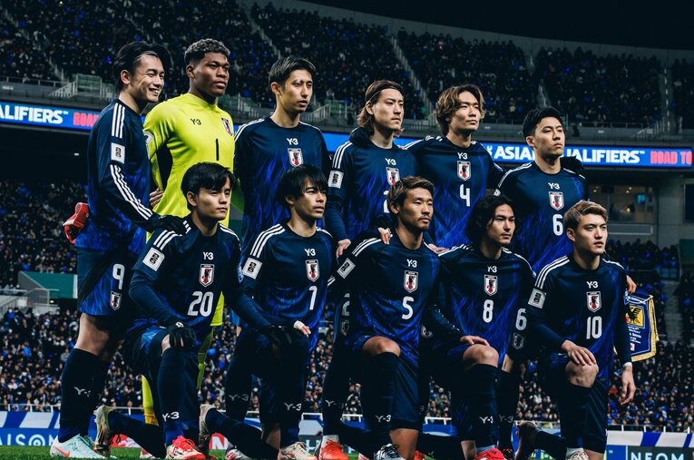 堂安、三笘らのアタッカーがウィングバックを務める布陣がここ最近の日本代表のベースとなった　©Kiichi Matsumoto