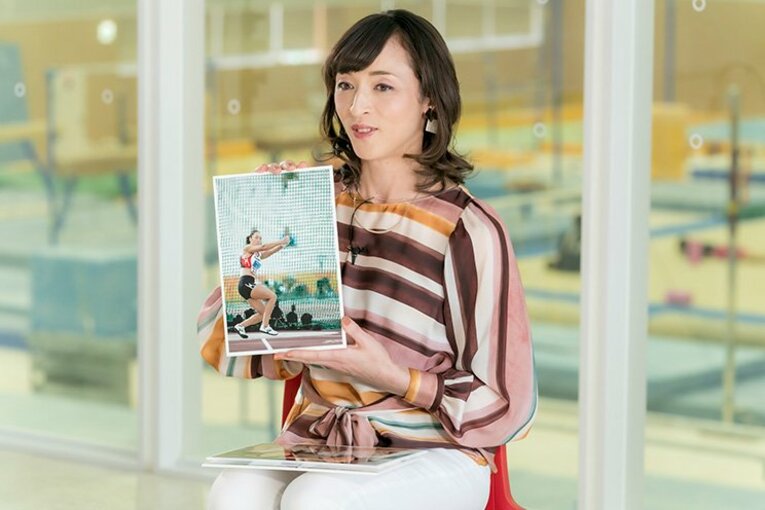 オリンピアン一家に生まれ育った室伏由佳と家族の絆。(2)