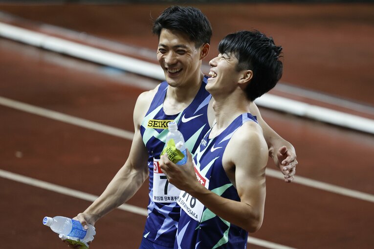 五輪内定が決まり喜ぶ山縣と多田©Getty Images