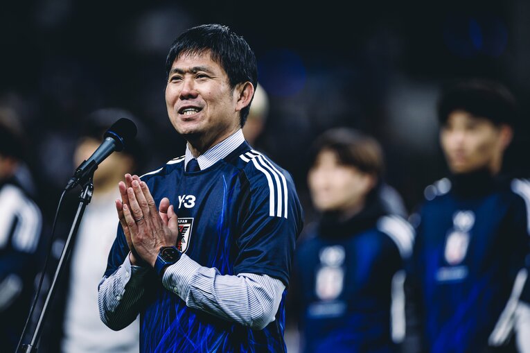 長く日本代表を率いる森保一監督。W杯出場を決めたバーレーン戦後のセレモニーで　©Kiichi Matsumoto