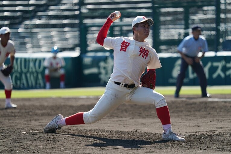 昨夏の甲子園決勝で4回からマウンドに立った智弁和歌山のエース中西聖輝　©Hideki Sugiyama