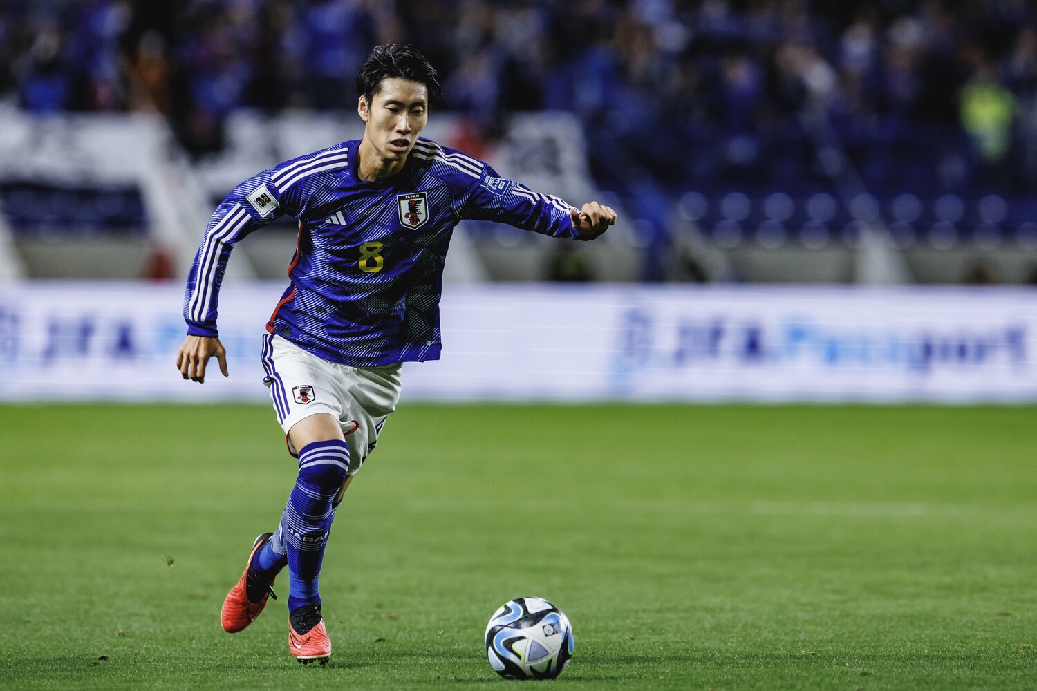 鎌田は年明け1月、アジア杯への代表招集が予想される　©Kiichi Matsumoto