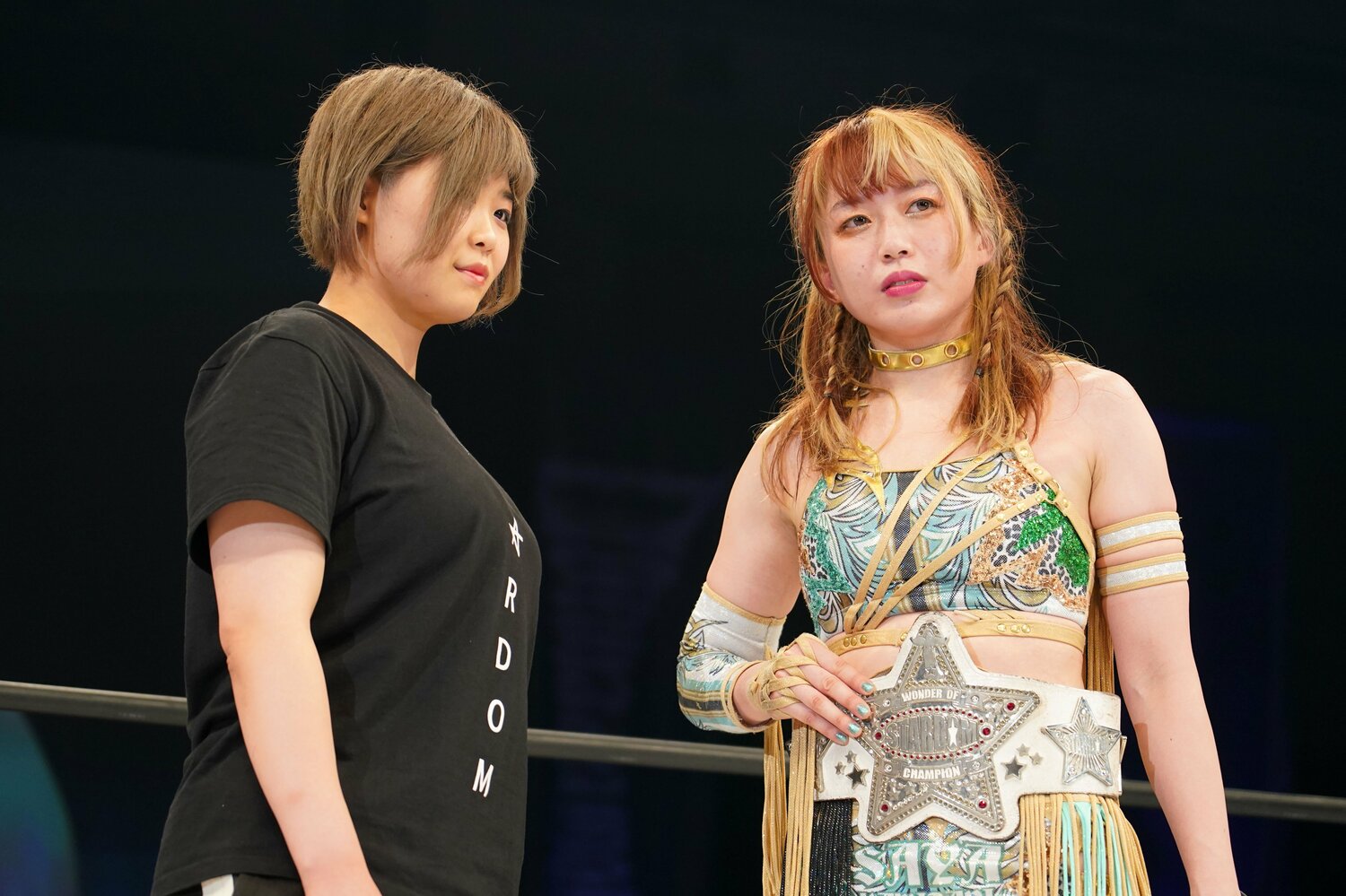 上谷沙弥に挑戦状を叩きつけたMIRAI。5月28日の白いベルト戦は“新旧シンデレラ対決”となった