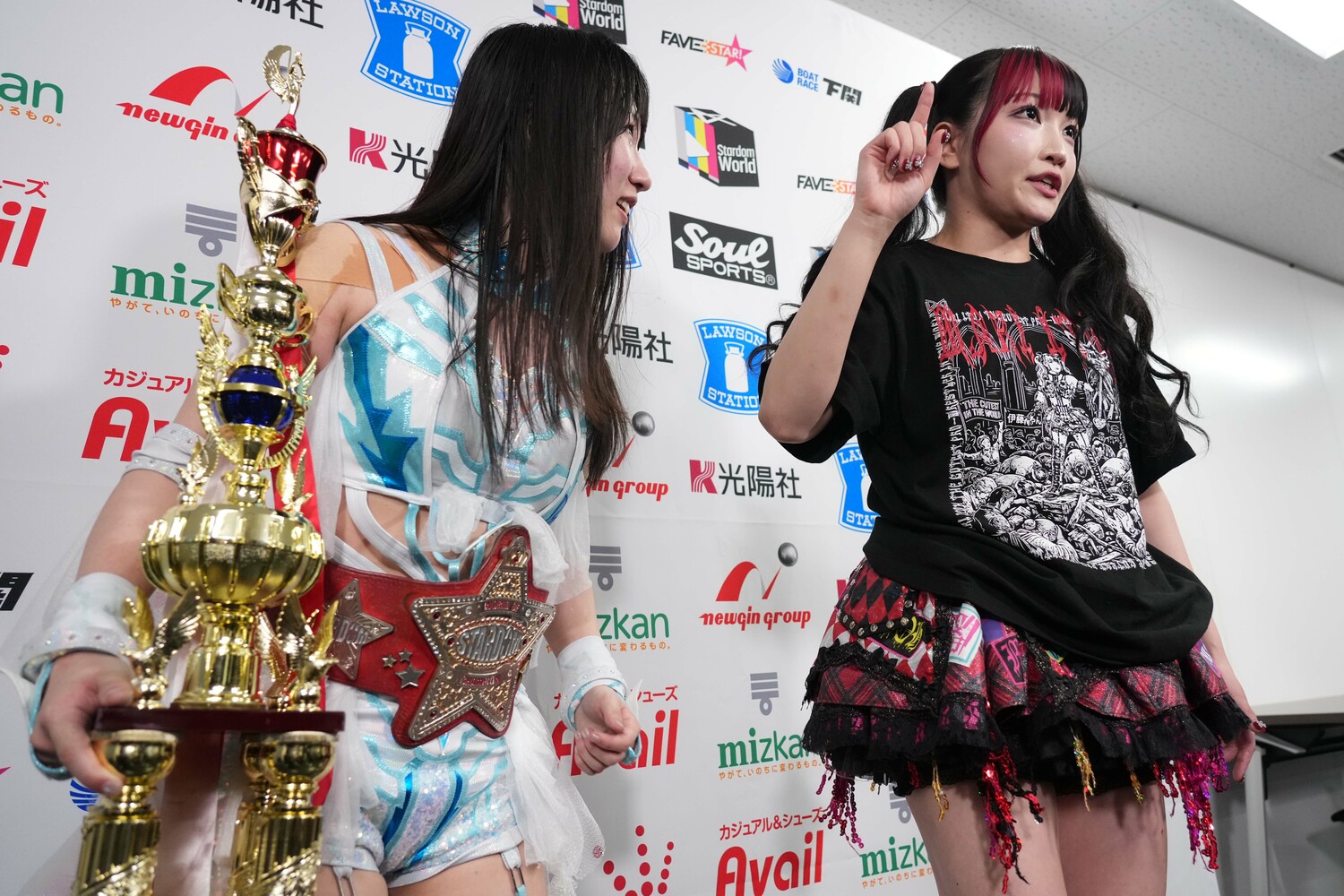 玖麗さやかの赤いベルトへの挑戦を表明した「くせ者」伊藤麻希　©Essei Hara