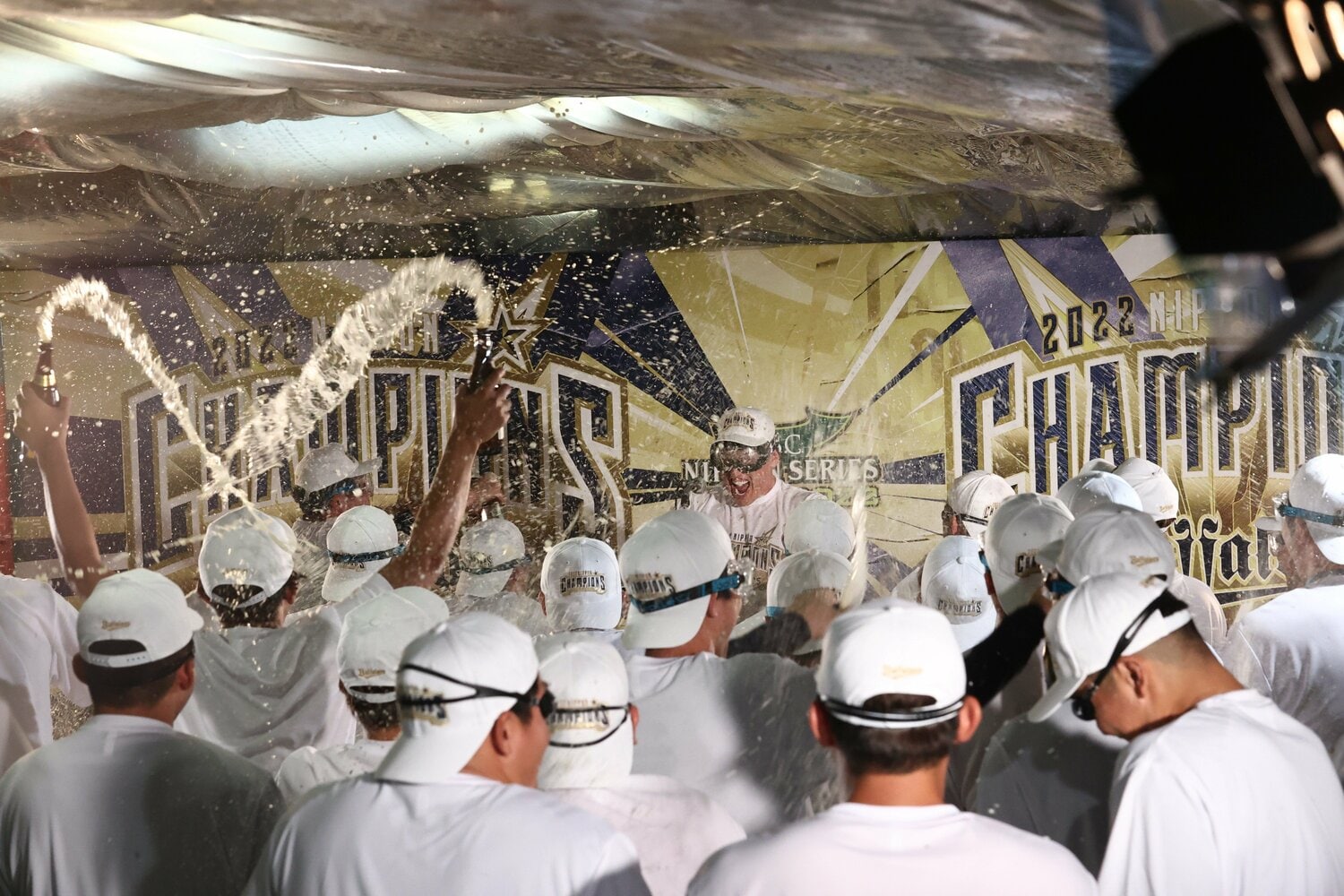 オリックス日本一後のビールかけ　©JIJI PRESS