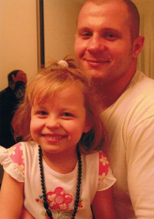 愛娘との2ショット ©Koji Fuse