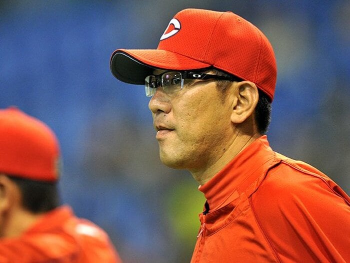 広島・野村監督が最後に貫いたもの。1番菊池、2番丸という「理想」の打順。 <Number Web> photograph by Hideki Sugiyama