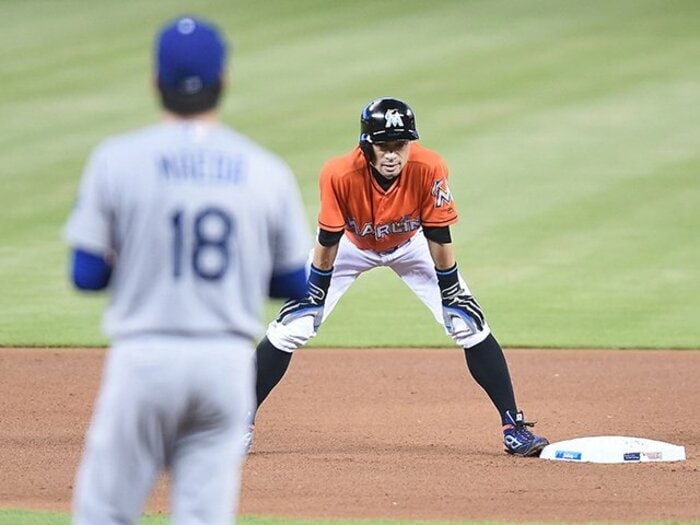 42歳になって最速タイムを大幅更新。不可能を可能にするイチローの俊足。＜Number Web＞ photograph by AFLO