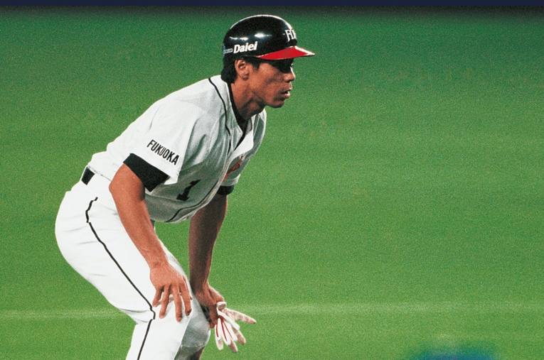 37歳だった1999年シーズンに秋山幸二が見せた姿勢とは ／ photograph by Kazuaki Nishiyama